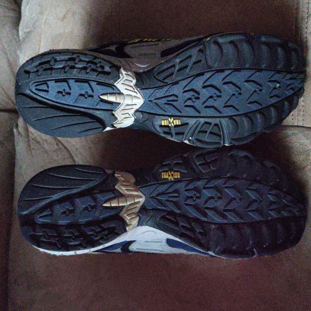 Adidas Savage sneakers men's size 7.5 athletic shoes - Picture 5 of 9